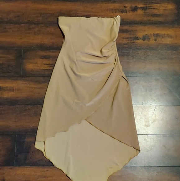 Rosée High-Low Strapless Dress - Picture 1 of 5